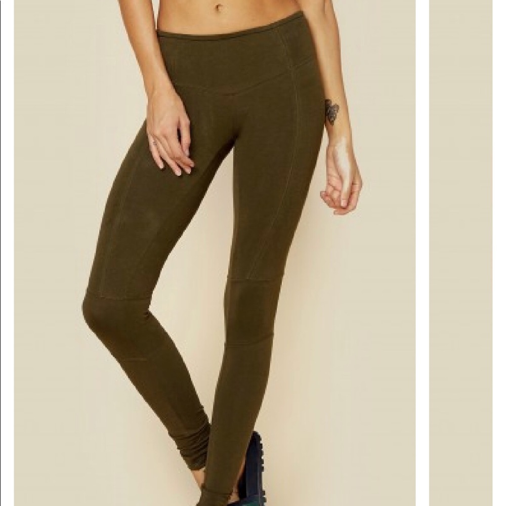 Indah Lox Low Waisted Legging Size XS NWT